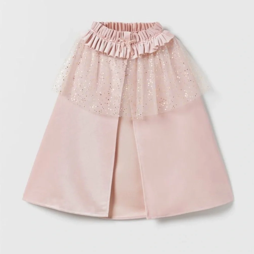 Zara can fit